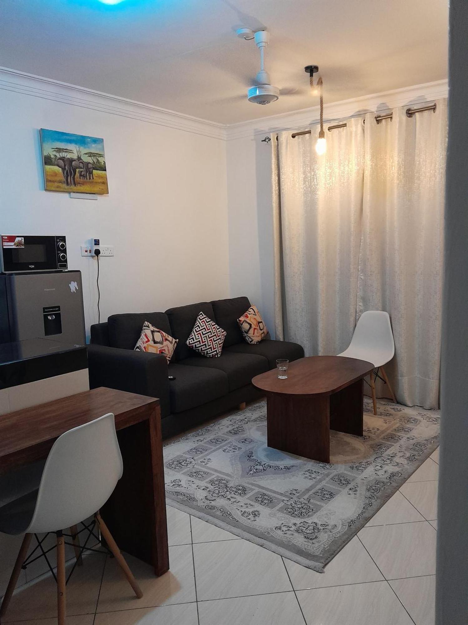 Lafika Homes, Dimash Apartments モンバサ エクステリア 写真